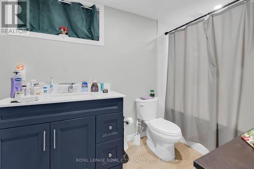 199 Hill Street E, Centre Wellington, ON - Indoor Photo Showing Bathroom