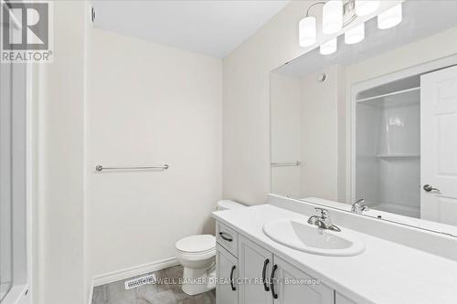 129 Essex Drive E, Belleville, ON - Indoor Photo Showing Bathroom