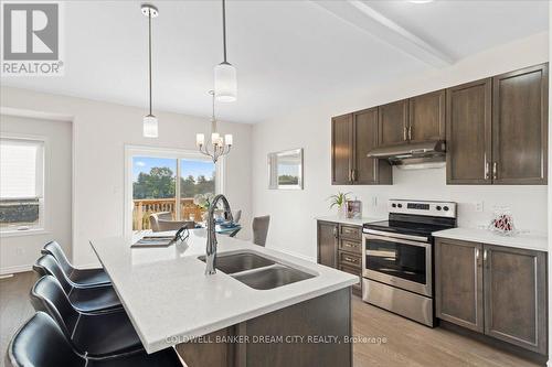 129 Essex Drive E, Belleville, ON - Indoor Photo Showing Kitchen With Stainless Steel Kitchen With Double Sink With Upgraded Kitchen