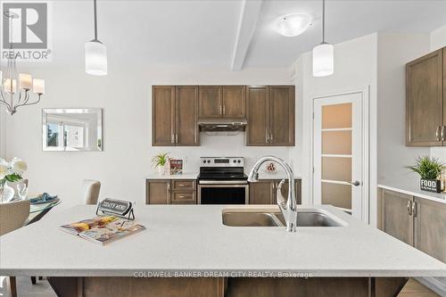 129 Essex Drive E, Belleville, ON - Indoor Photo Showing Kitchen With Double Sink With Upgraded Kitchen