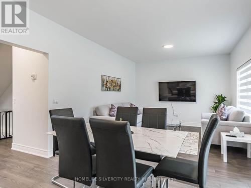 27 Autumn Avenue, Thorold, ON - Indoor Photo Showing Dining Room