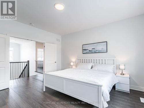 27 Autumn Avenue, Thorold, ON - Indoor Photo Showing Bedroom