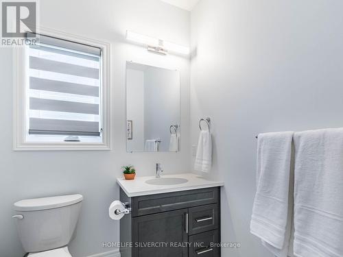 27 Autumn Avenue, Thorold, ON - Indoor Photo Showing Bathroom