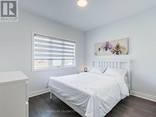 27 Autumn Avenue, Thorold, ON - Indoor Photo Showing Bedroom