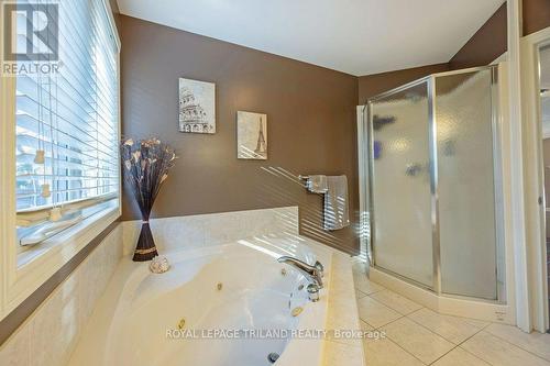 130 Axford Parkway, St. Thomas, ON - Indoor Photo Showing Bathroom