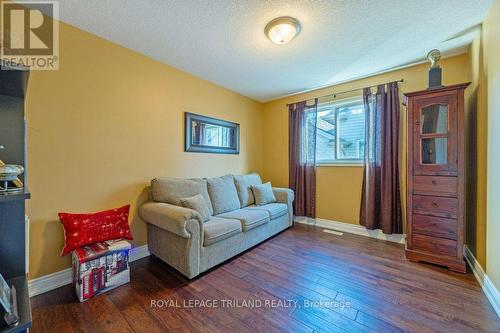 130 Axford Parkway, St. Thomas, ON - Indoor Photo Showing Other Room