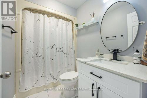 130 Axford Parkway, St. Thomas, ON - Indoor Photo Showing Bathroom