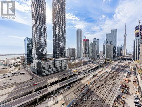 1810 - 1 Market Street, Toronto, ON - Outdoor