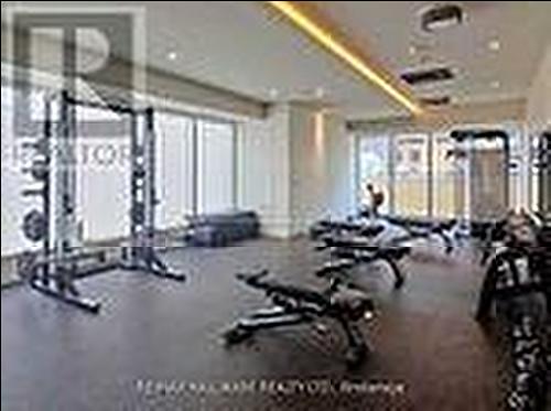 3114 - 197 Yonge Street, Toronto, ON - Indoor Photo Showing Gym Room