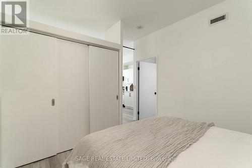 717 - 333 Adelaide Street E, Toronto, ON - Indoor Photo Showing Bedroom