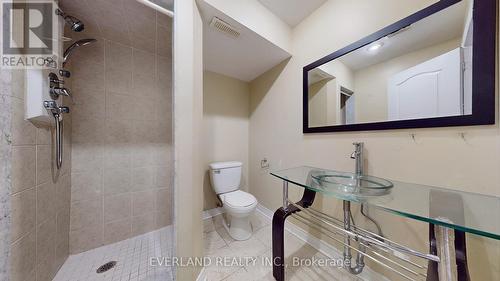 6 Planter Crescent, Vaughan, ON - Indoor Photo Showing Bathroom