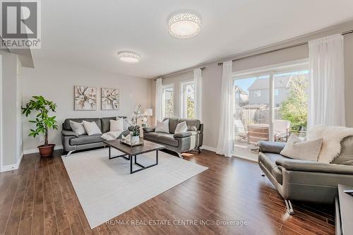 51 Wideman Boulevard, Guelph, ON - Indoor Photo Showing Living Room