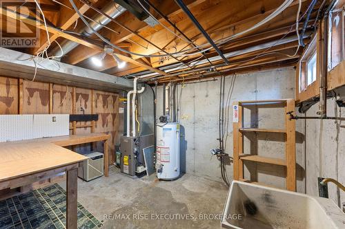 995 Amberdale Crescent, Kingston (South Of Taylor-Kidd Blvd), ON - Indoor Photo Showing Basement