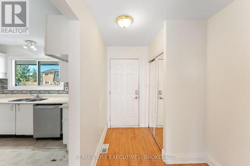 995 Amberdale Crescent, Kingston (South Of Taylor-Kidd Blvd), ON - Indoor Photo Showing Kitchen With Double Sink