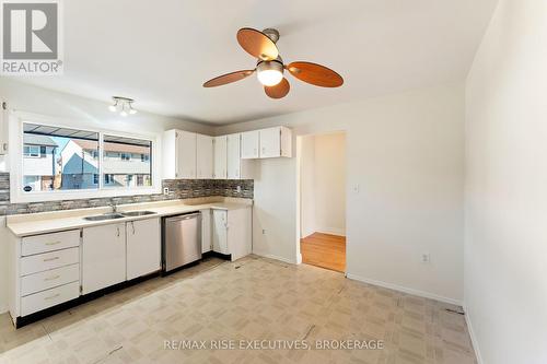 995 Amberdale Crescent, Kingston (South Of Taylor-Kidd Blvd), ON - Indoor Photo Showing Kitchen With Double Sink