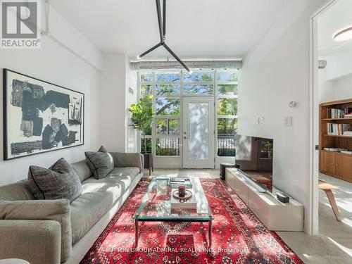 134 - 380 Macpherson Avenue, Toronto, ON - Indoor Photo Showing Living Room