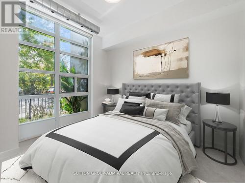 134 - 380 Macpherson Avenue, Toronto, ON - Indoor Photo Showing Bedroom