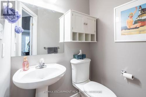 31 - 10 Cadham Boulevard, Hamilton, ON - Indoor Photo Showing Bathroom