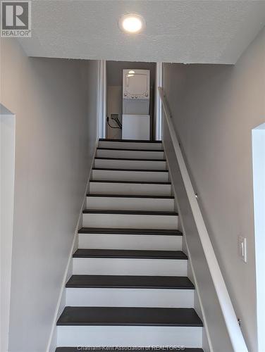 1 Mcnaughton Avenue, Wallaceburg, ON - Indoor Photo Showing Other Room