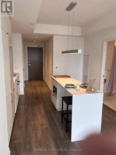 2401 - 20 Richardson Street, Toronto, ON - Indoor Photo Showing Kitchen