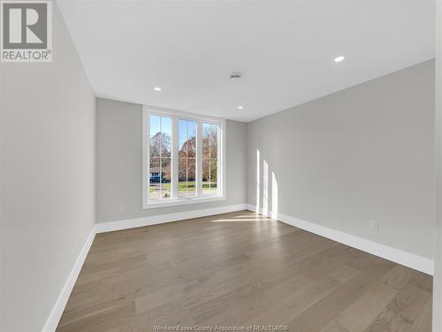 21212 Erie Street South, Wheatley, ON - Indoor Photo Showing Other Room