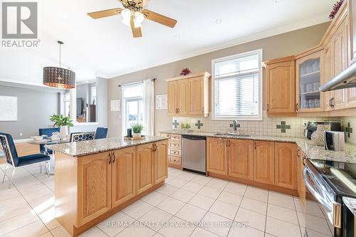 5 Farina Drive, Brampton, ON - Indoor Photo Showing Kitchen