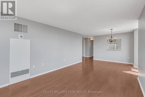 1702 - 1270 Maple Crossing Boulevard, Burlington, ON - Indoor Photo Showing Other Room