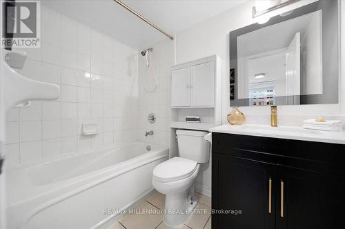 702 - 4080 Living Arts Drive, Mississauga, ON - Indoor Photo Showing Bathroom