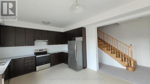 318 Russell Street, Southgate, ON - Indoor Photo Showing Kitchen With Double Sink