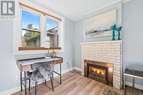 209 Centre Street N, Greater Napanee, ON - Indoor Photo Showing Living Room With Fireplace