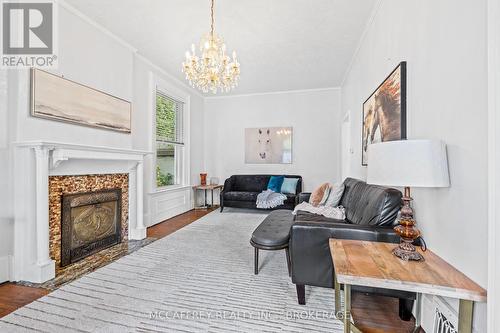 209 Centre Street N, Greater Napanee, ON - Indoor Photo Showing Living Room With Fireplace