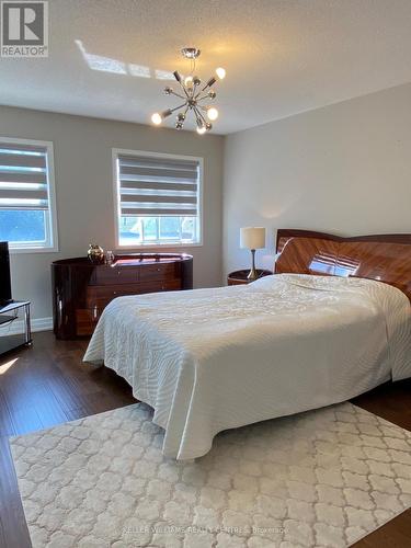 298 Lauderdale Drive, Vaughan, ON - Indoor Photo Showing Bedroom