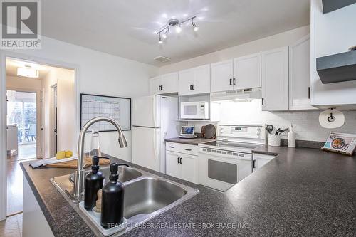 37 Rosethorn Court, St. Thomas, ON - Indoor Photo Showing Kitchen With Double Sink