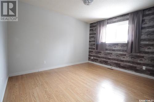 410 3Rd Avenue, Whitewood, SK - Indoor Photo Showing Other Room