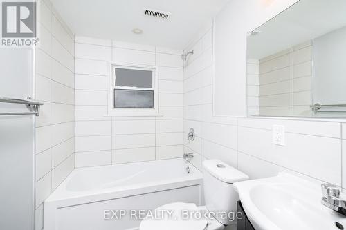 9 Gunn Street, Barrie, ON - Indoor Photo Showing Bathroom