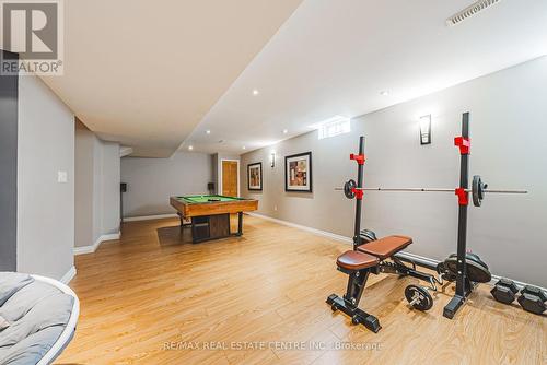 939 Mcduffe Crescent, Milton, ON - Indoor Photo Showing Gym Room