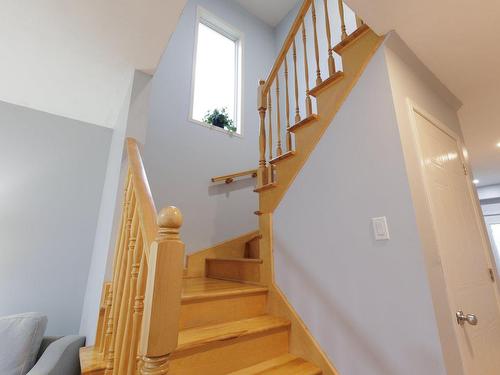 Staircase - 401 Rue Du Versant, Pincourt, QC 