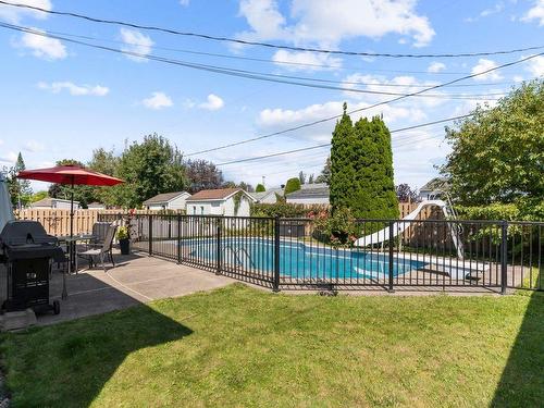 Cour - 230 Rue Louis-Berlinguet, Varennes, QC - Outdoor With In Ground Pool