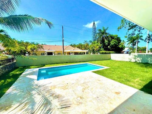 Piscine - Villa 1-1 Sosua, Cabarete, République Dominicaine, Autres Pays / Other Countries, QC - Outdoor With In Ground Pool With Backyard