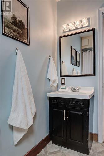 117 Levesque Street, Sudbury, ON - Indoor Photo Showing Bathroom