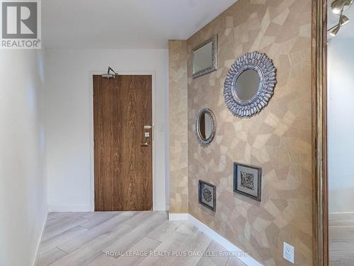 2310 - 2000 Islington Avenue, Toronto, ON - Indoor Photo Showing Bathroom