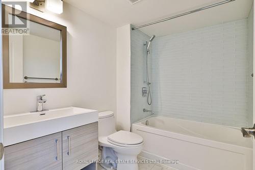 1301 - 2267 Lake Shore Boulevard W, Toronto, ON - Indoor Photo Showing Bathroom