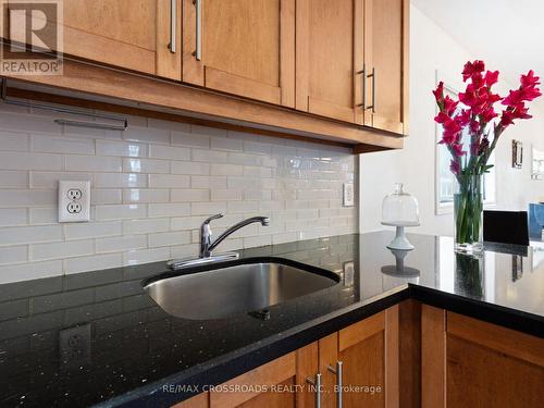 92 Foxwell Street, Toronto, ON - Indoor Photo Showing Kitchen