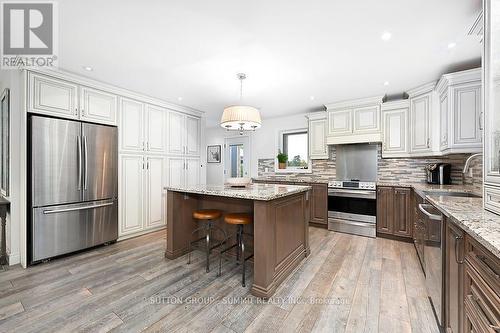 1229 Valens Road S, Hamilton, ON - Indoor Photo Showing Kitchen With Stainless Steel Kitchen With Upgraded Kitchen