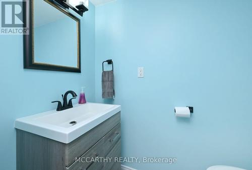 130 Franklyn Street, Shelburne, ON - Indoor Photo Showing Bathroom