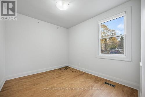 369 York Road, Guelph, ON - Indoor Photo Showing Other Room