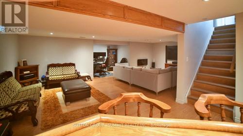 15 Turquoise Court, Chatham-Kent, ON - Indoor Photo Showing Other Room