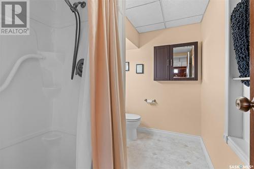 1619 Pascoe Crescent, Moose Jaw, SK - Indoor Photo Showing Bathroom