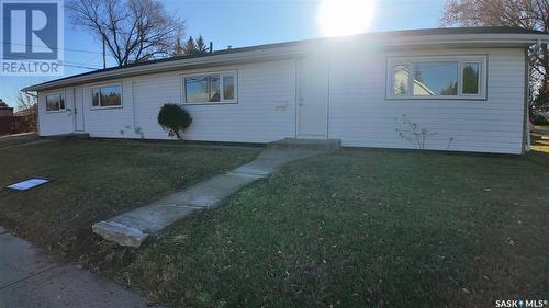 A & B 892 111Th Street, North Battleford, SK - Outdoor