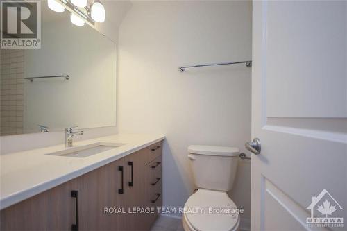 D - 512 Decoeur Drive, Ottawa, ON - Indoor Photo Showing Bathroom